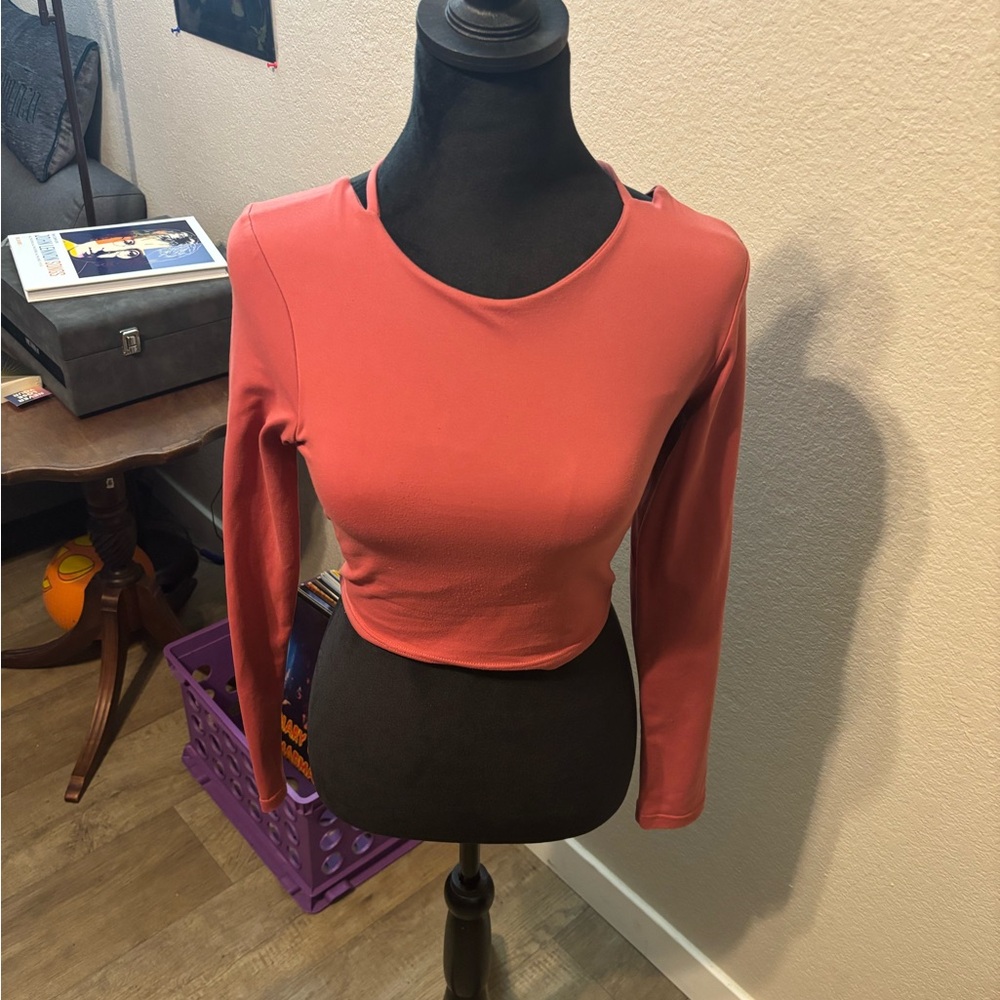 Coral crop top size S/M